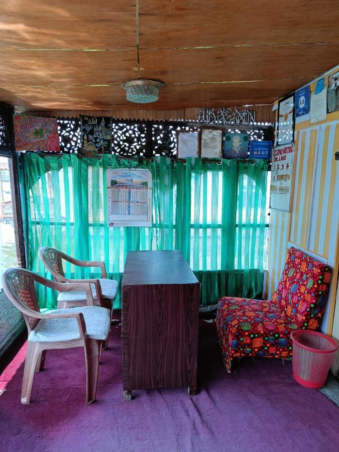 Island Homestay Srīnagar Esterno foto